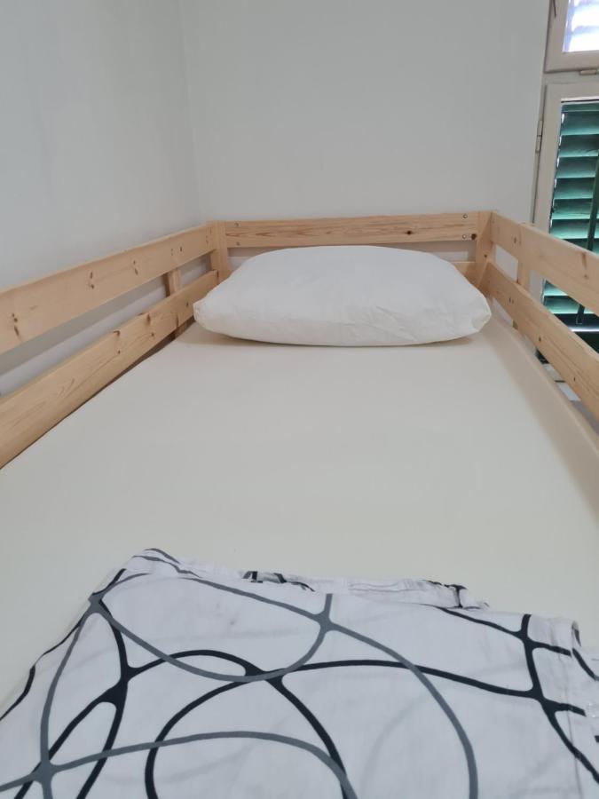 سبليت Hostel The King المظهر الخارجي الصورة